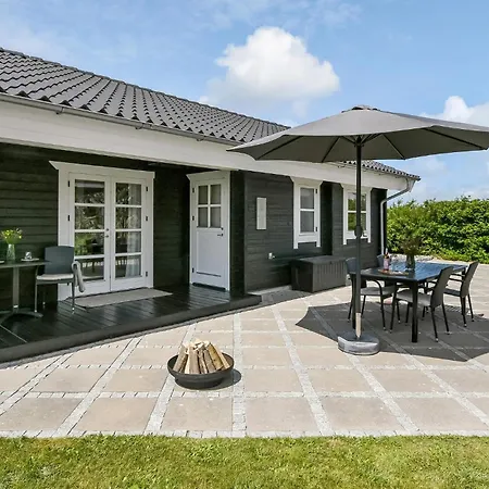 Tatil Evi Lovely In With Wifi Skjern